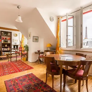 Veeve - Views To The Eighth Apartment